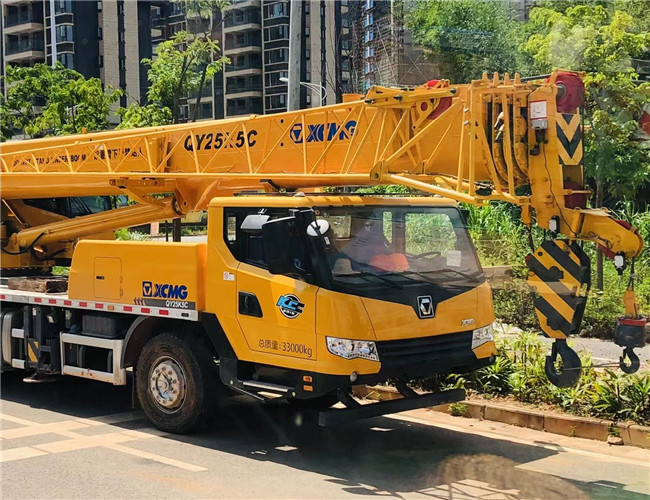 康平县大件设备吊装租赁吊车