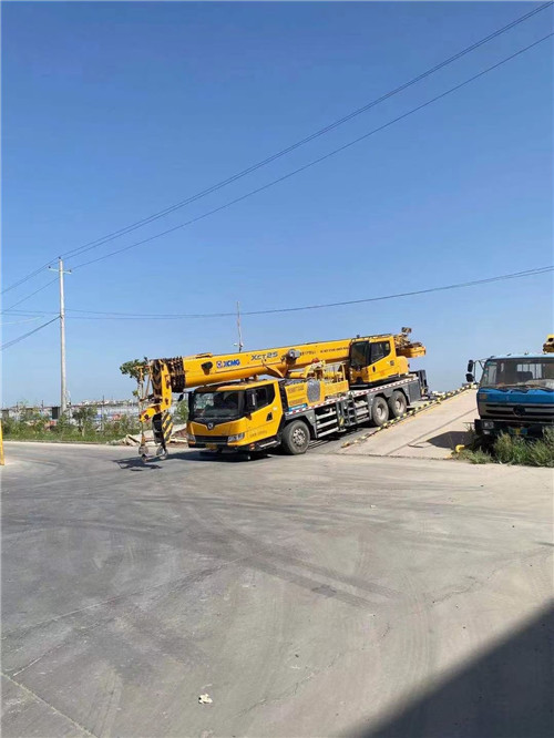 康平县吊车作业时，可能会产生哪些额外收费项目？